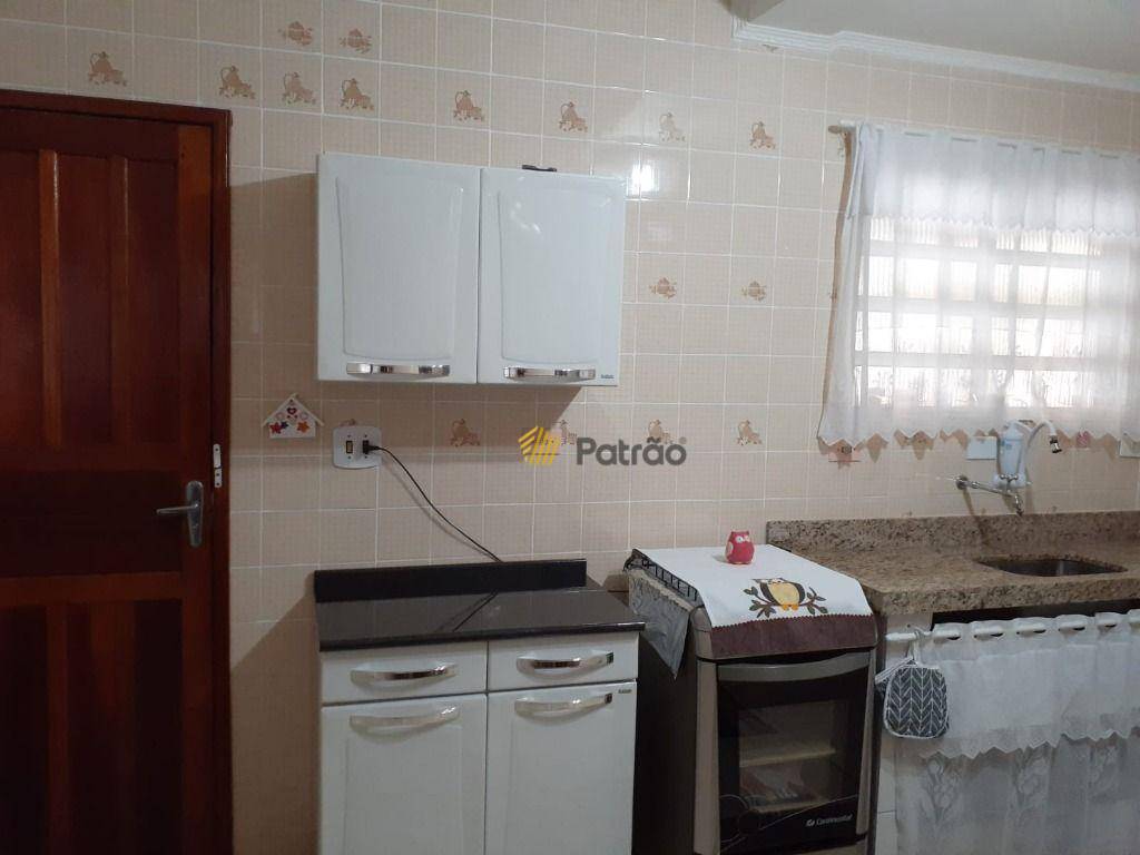 Sobrado à venda com 2 quartos, 246m² - Foto 38