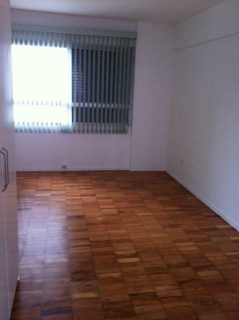 Apartamento à venda com 3 quartos, 127m² - Foto 8