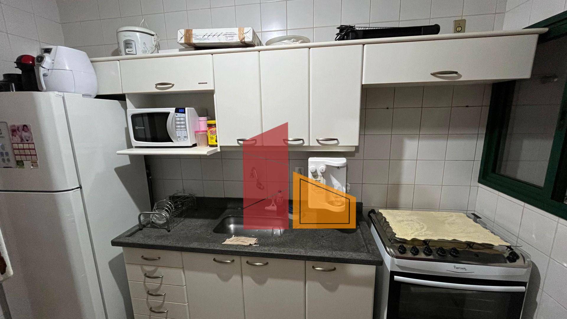 Apartamento à venda com 3 quartos, 80m² - Foto 4