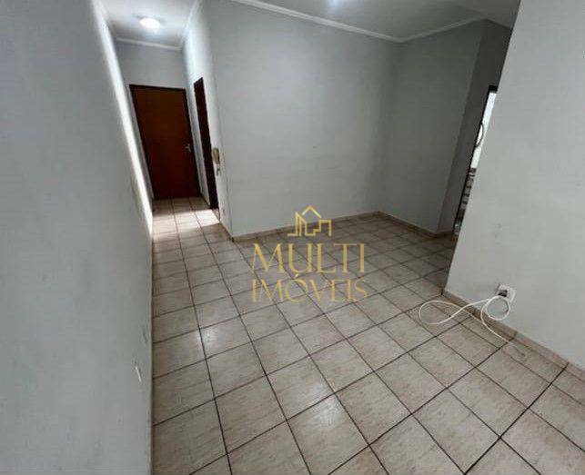 Apartamento à venda com 3 quartos, 75m² - Foto 2