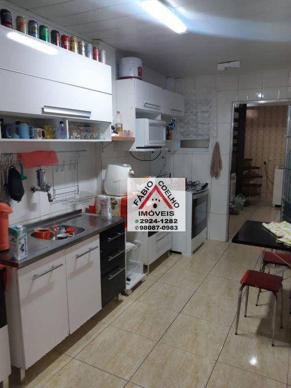 Casa à venda com 3 quartos, 90m² - Foto 14