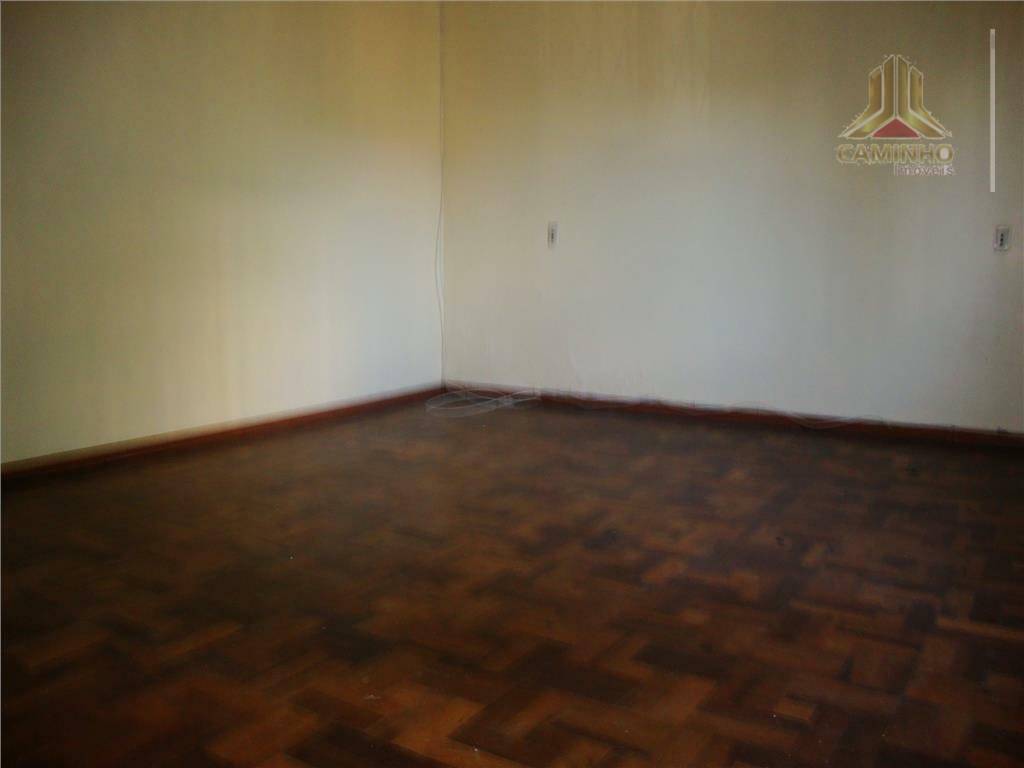 Casa à venda com 3 quartos, 195m² - Foto 5