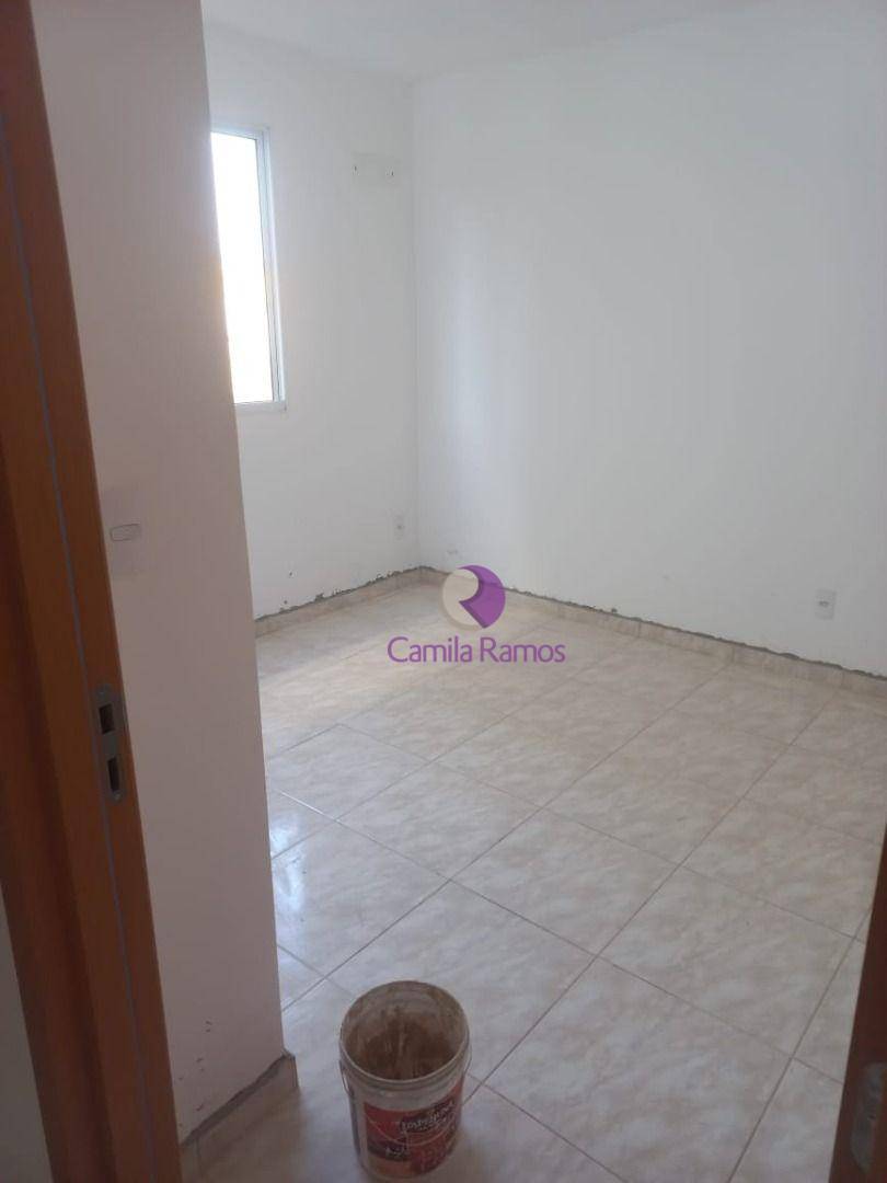 Apartamento para alugar com 2 quartos, 40m² - Foto 4