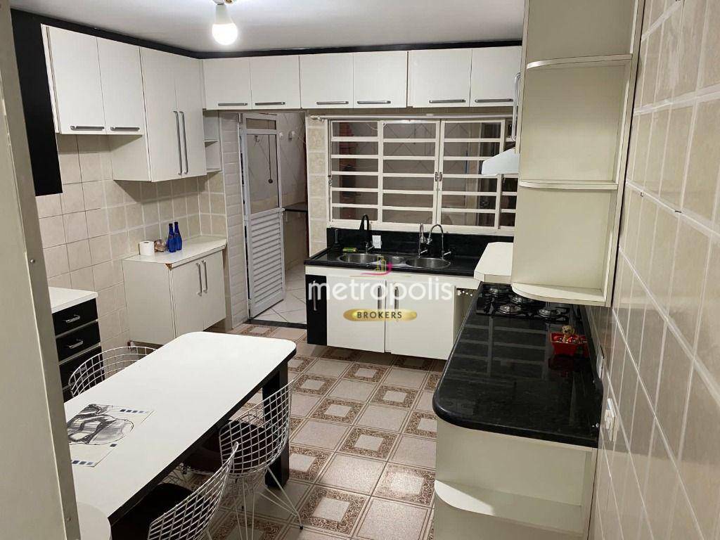 Sobrado para alugar com 2 quartos, 180m² - Foto 7