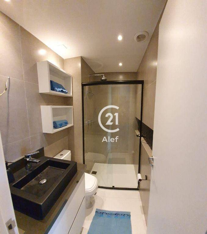 Apartamento à venda com 2 quartos, 62m² - Foto 17