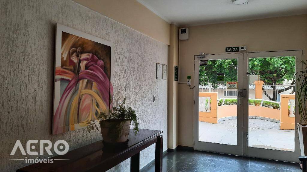 Apartamento à venda com 3 quartos, 97m² - Foto 3