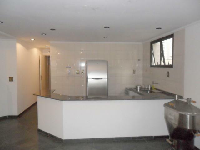 Apartamento à venda e aluguel com 3 quartos, 136m² - Foto 18