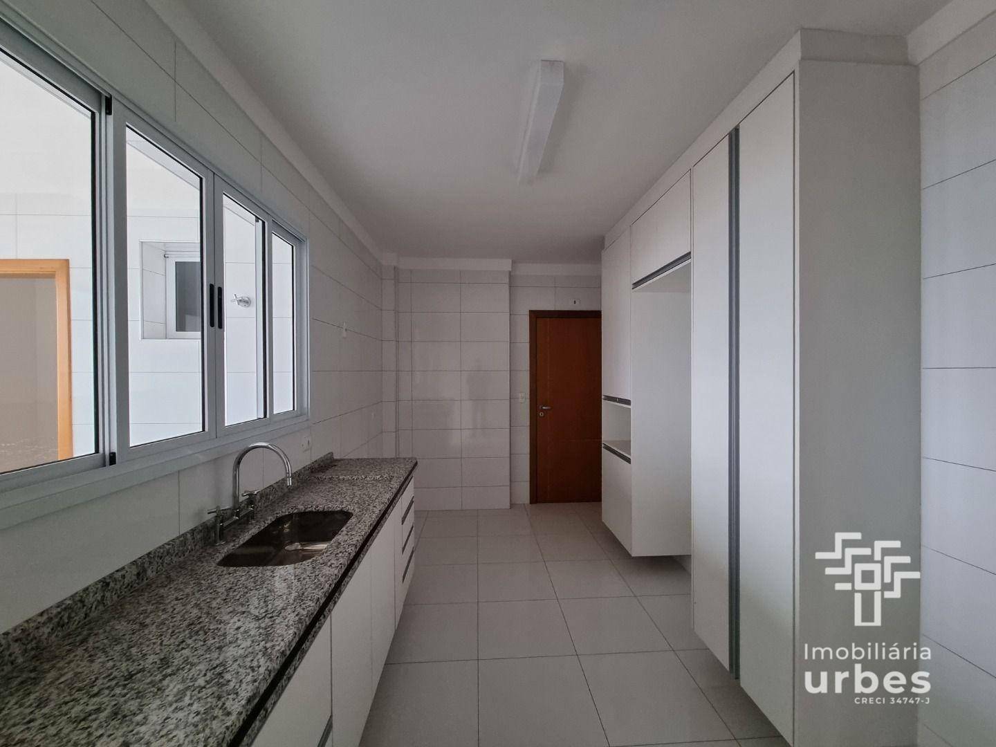 Apartamento à venda com 3 quartos, 153m² - Foto 10