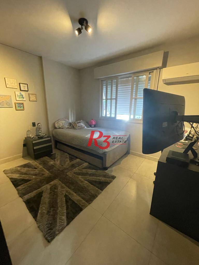 Apartamento à venda com 3 quartos, 180m² - Foto 8