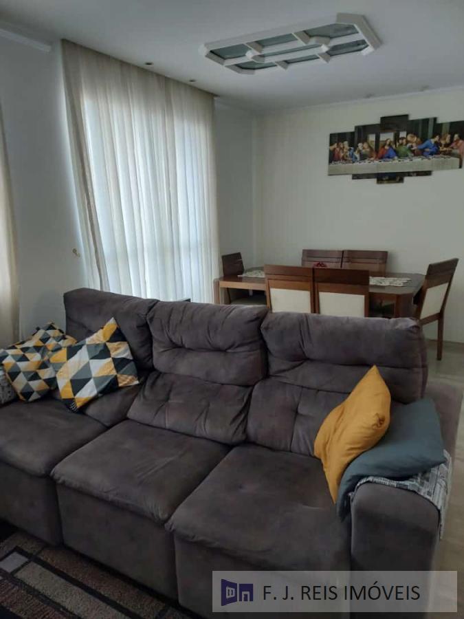 Apartamento à venda com 3 quartos, 68m² - Foto 2