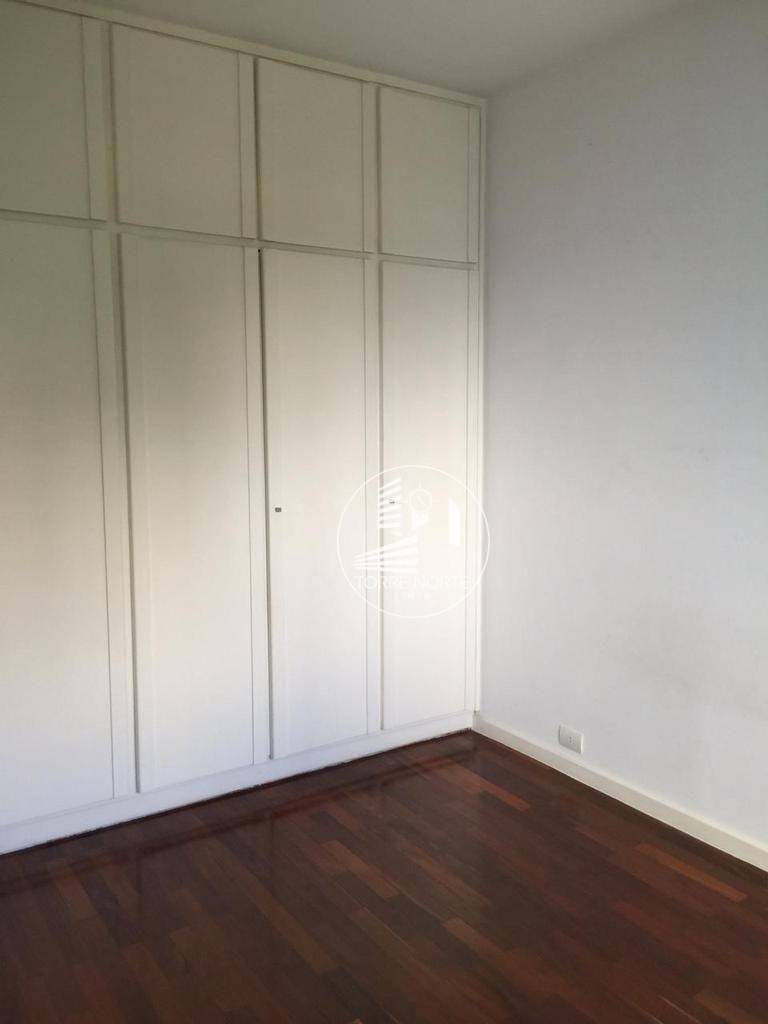 Apartamento para alugar com 3 quartos, 285m² - Foto 18