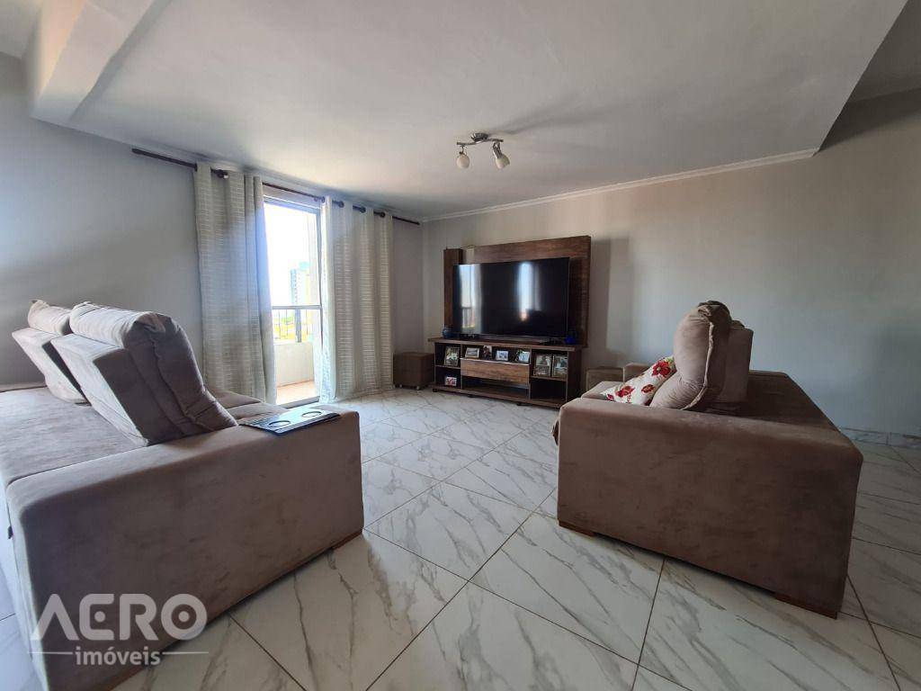 Apartamento à venda com 3 quartos, 191m² - Foto 12