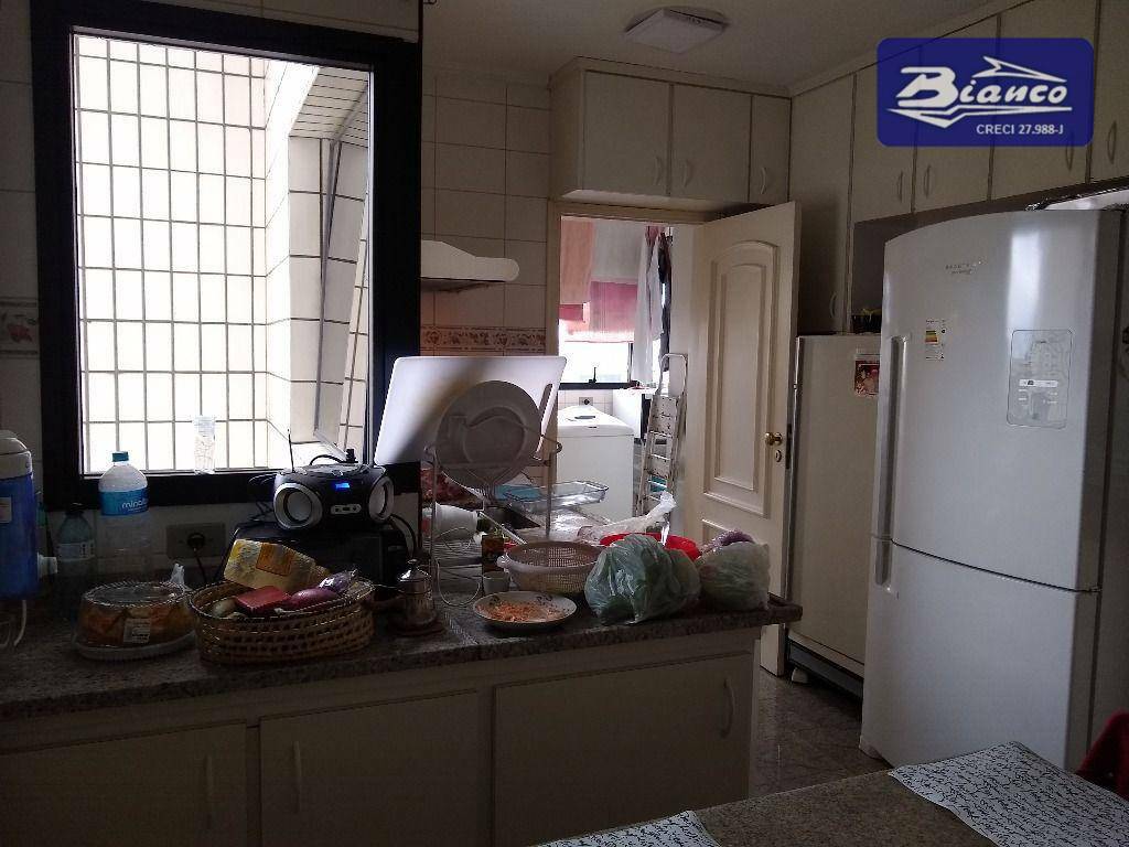 Apartamento à venda com 4 quartos, 168m² - Foto 25