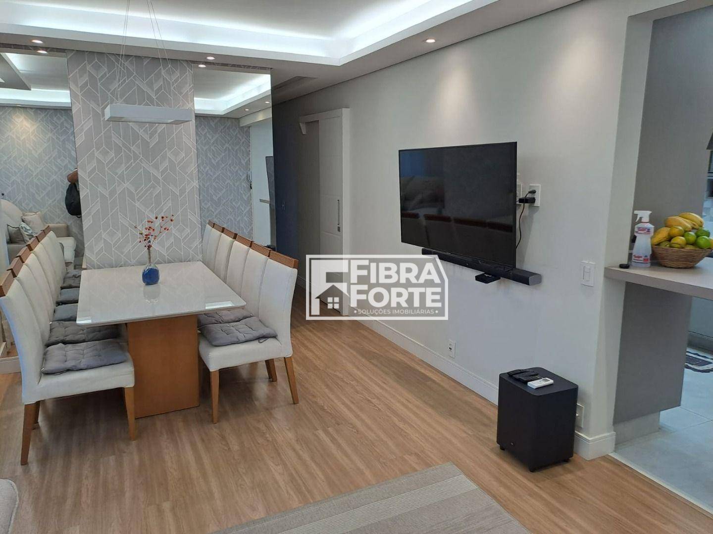 Apartamento à venda com 3 quartos, 82m² - Foto 2