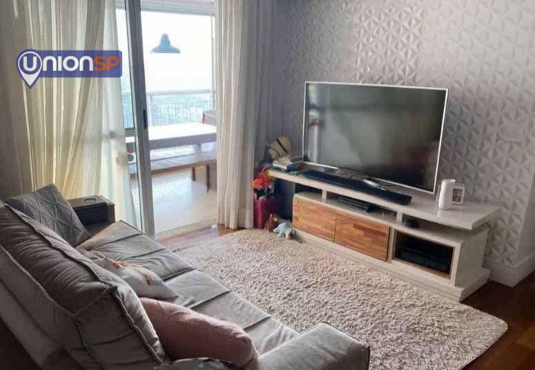 Apartamento à venda com 3 quartos, 131m² - Foto 2