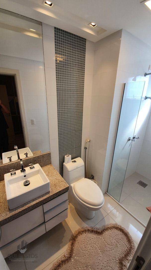 Apartamento à venda com 3 quartos, 132m² - Foto 19