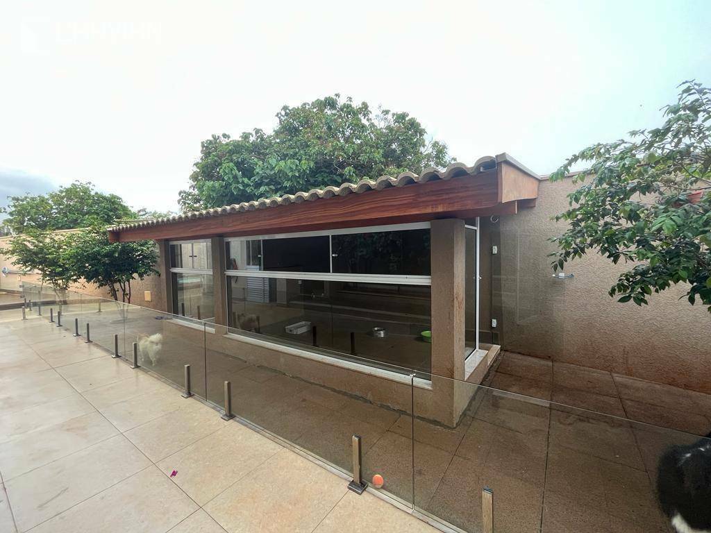 Casa de Condomínio à venda com 4 quartos, 266m² - Foto 17