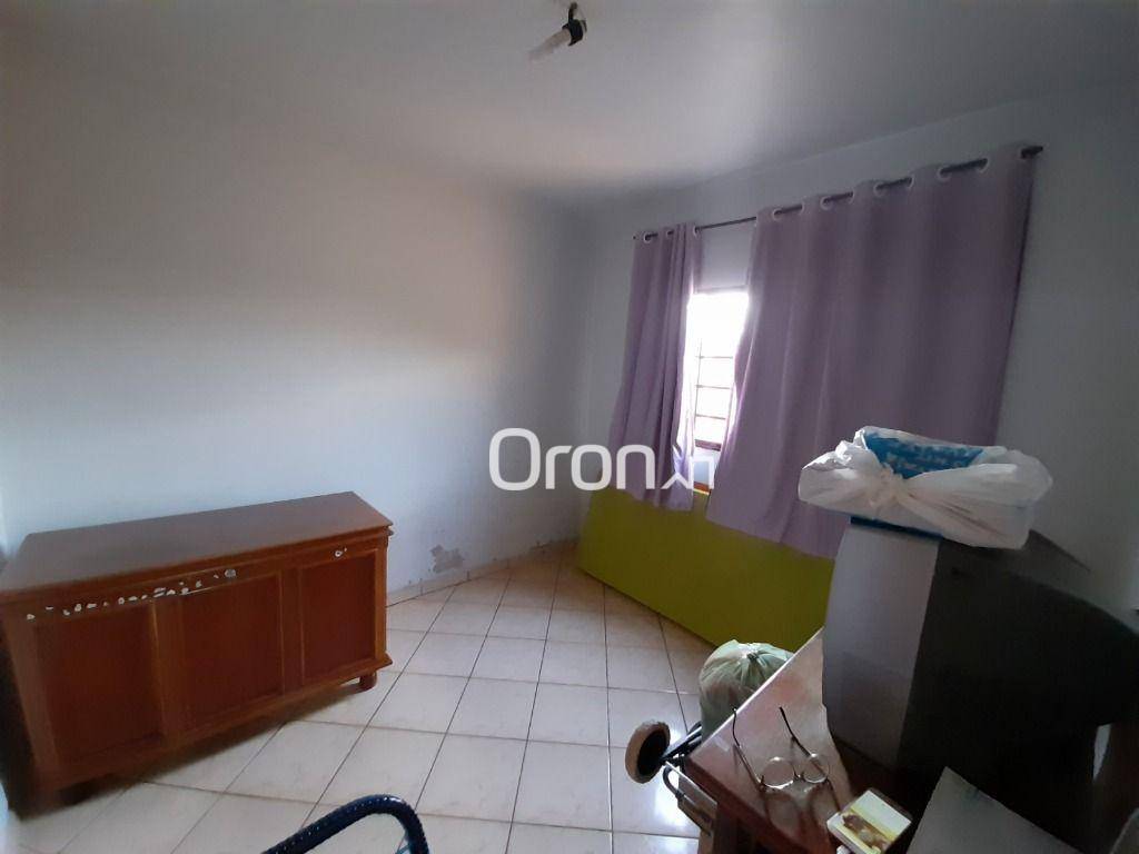 Casa à venda com 3 quartos, 92m² - Foto 4