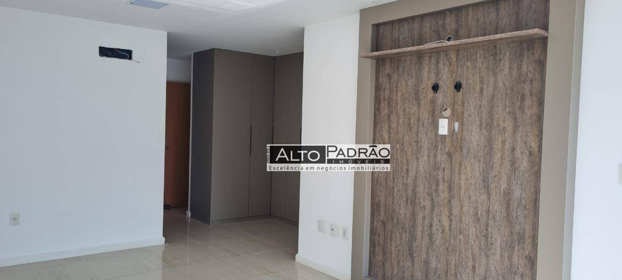 Apartamento à venda com 4 quartos, 216M2 - Foto 8