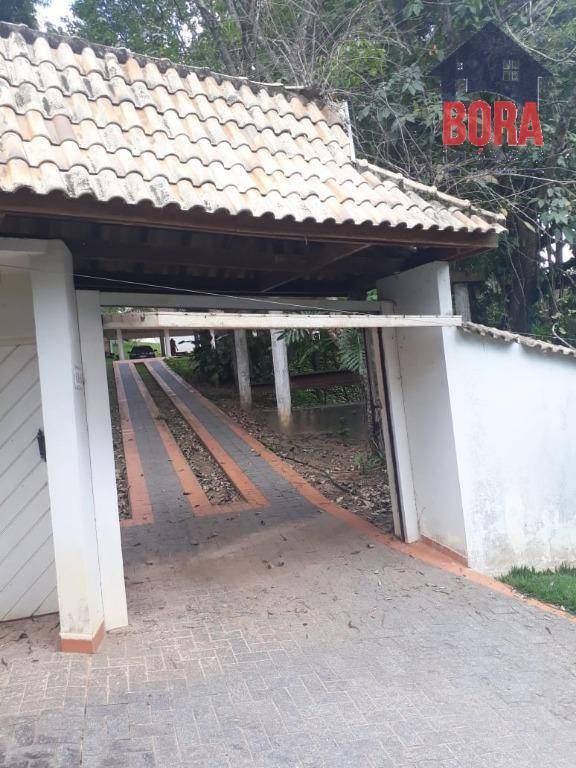 Casa de Condomínio à venda com 5 quartos, 555m² - Foto 3