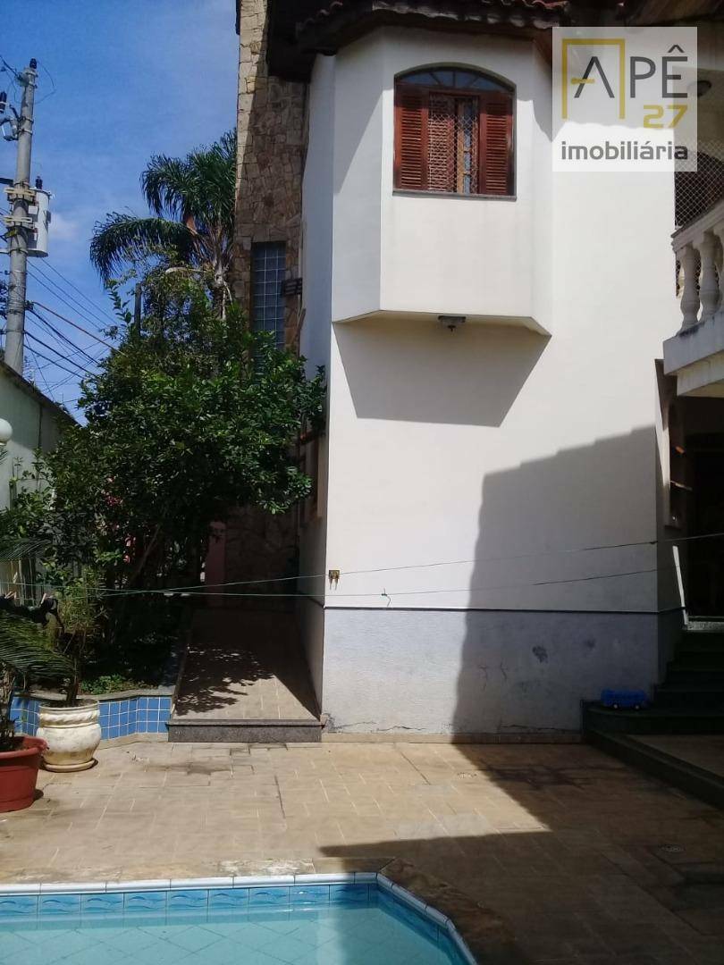 Sobrado à venda com 3 quartos, 360m² - Foto 2