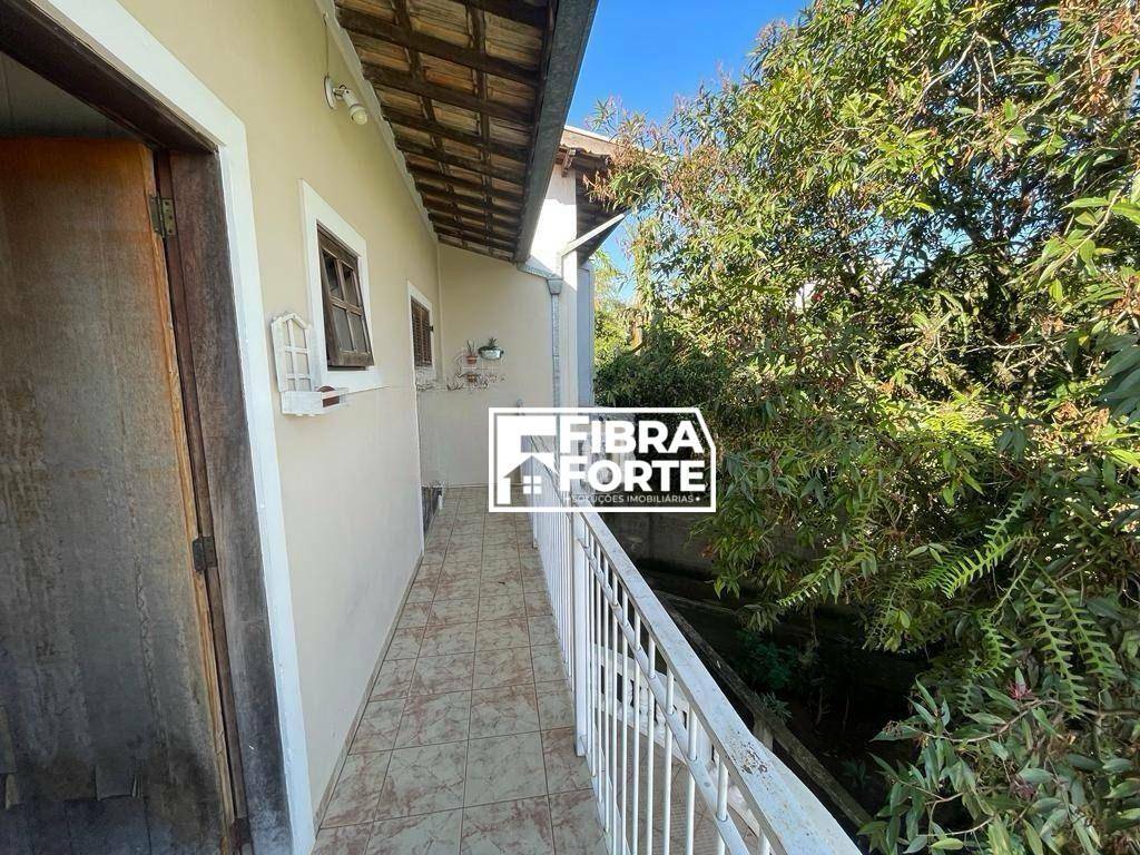Casa à venda com 3 quartos, 274m² - Foto 29