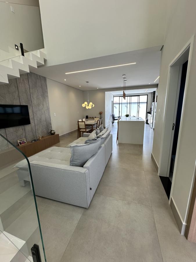 Casa de Condomínio à venda com 3 quartos, 147m² - Foto 2