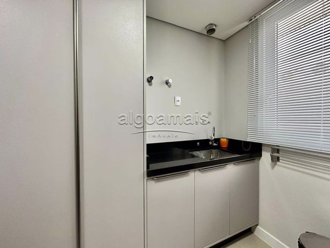 Apartamento à venda com 3 quartos, 93m² - Foto 15