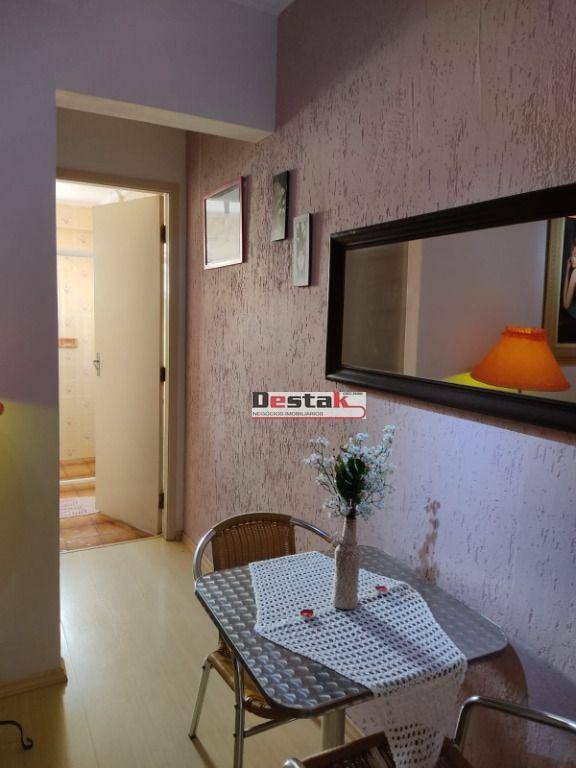 Apartamento à venda com 2 quartos, 50m² - Foto 15