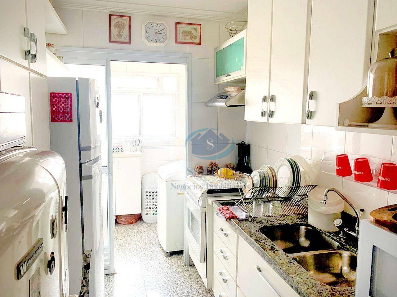 Apartamento à venda com 3 quartos, 106m² - Foto 17