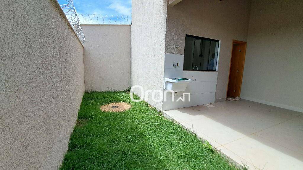 Casa à venda com 3 quartos, 110m² - Foto 9