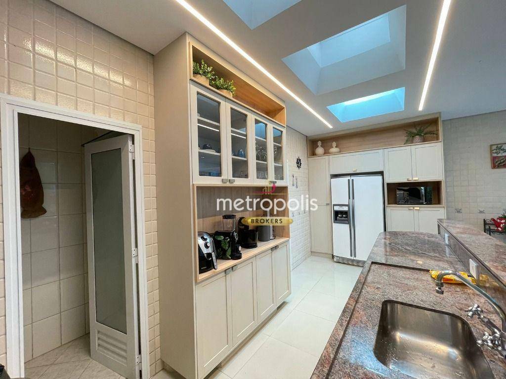 Sobrado à venda com 4 quartos, 521m² - Foto 13