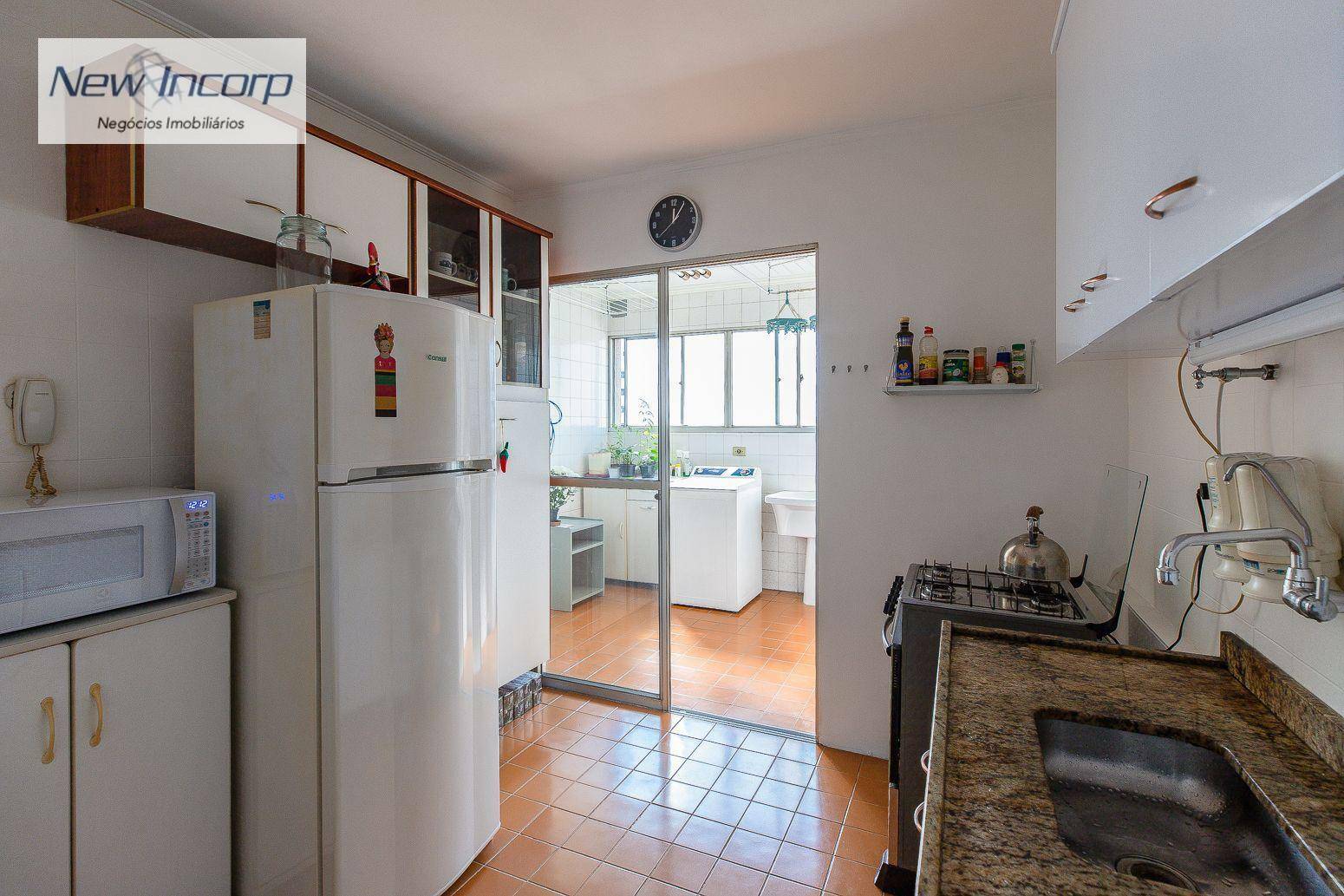 Apartamento à venda com 2 quartos, 77m² - Foto 24