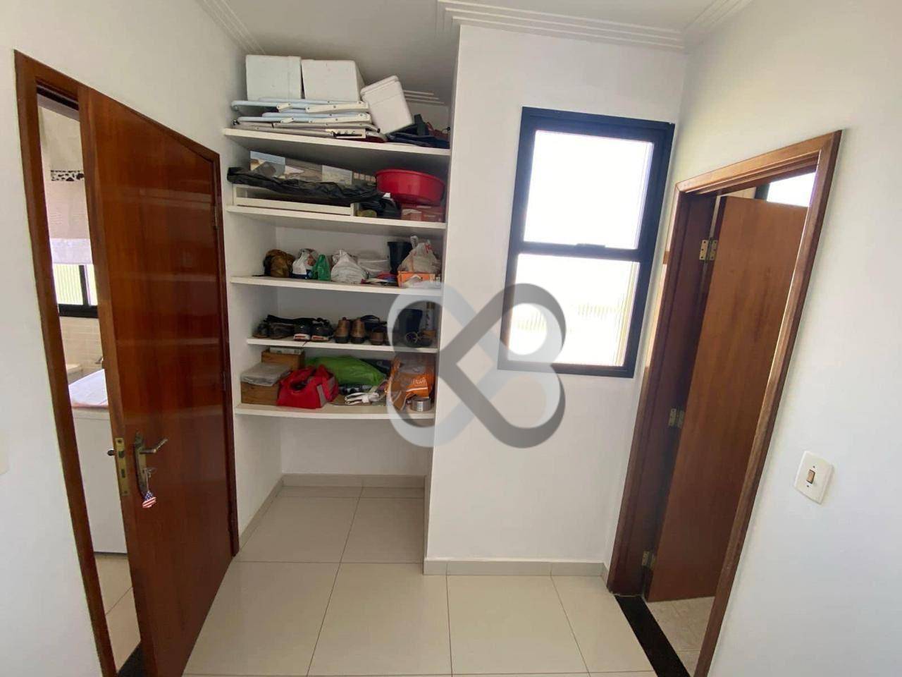 Apartamento à venda com 3 quartos, 128m² - Foto 9