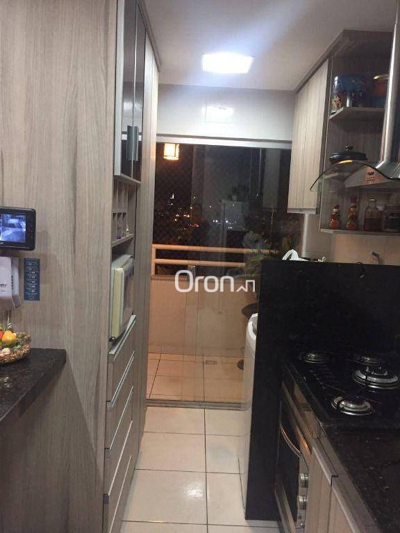 Apartamento à venda com 2 quartos, 61m² - Foto 5