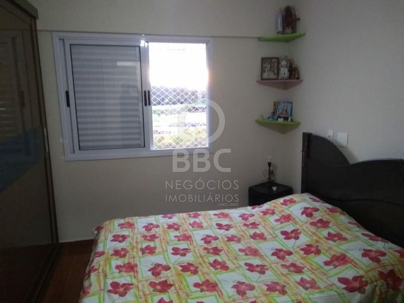 Apartamento à venda com 2 quartos, 74m² - Foto 13