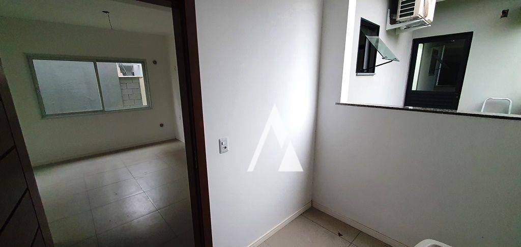 Casa à venda com 4 quartos, 140m² - Foto 13