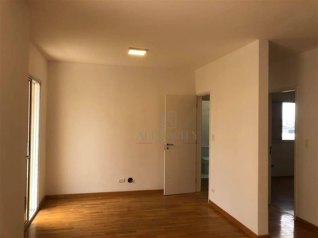 Apartamento para alugar com 2 quartos, 91m² - Foto 13