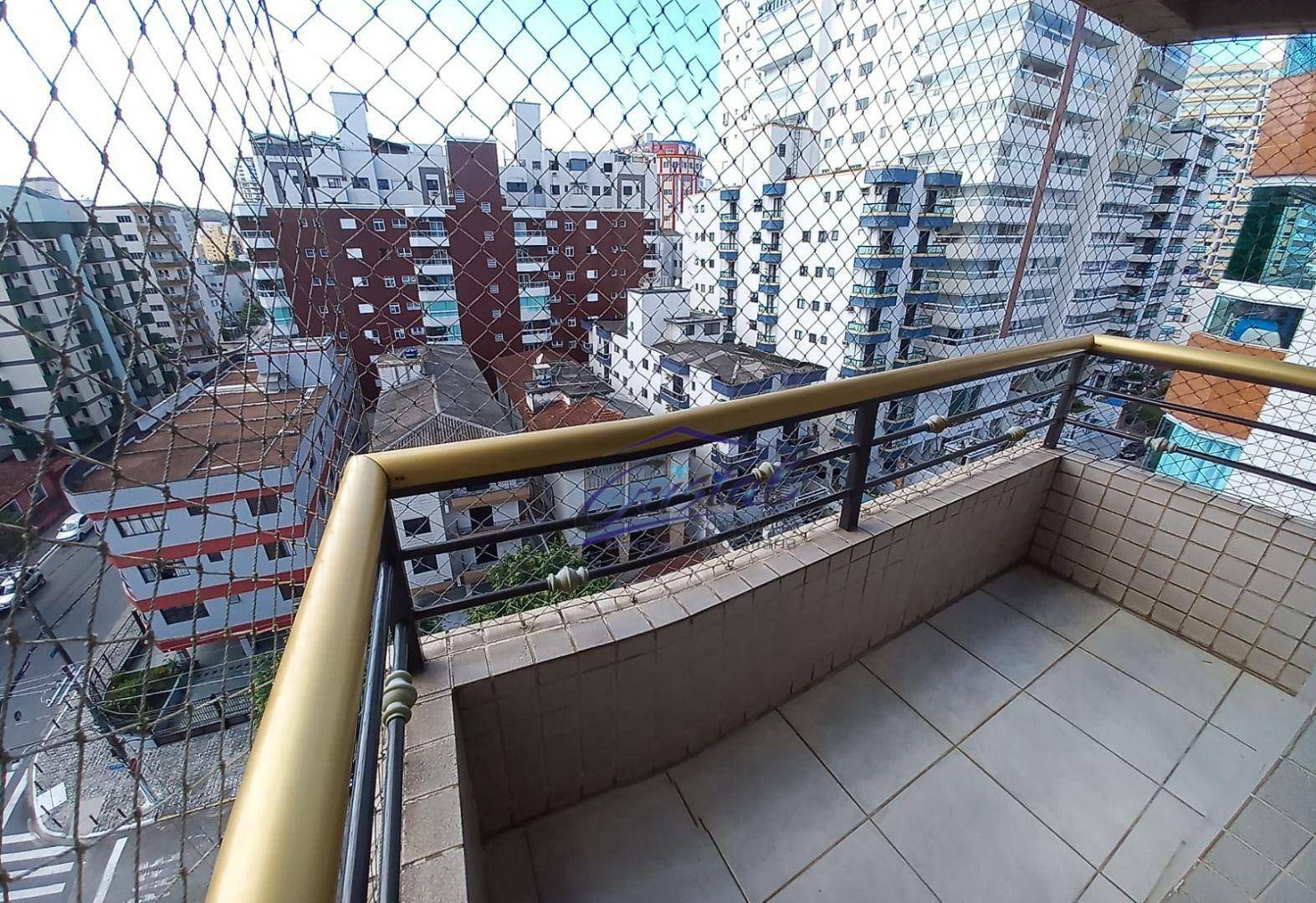 Apartamento à venda com 4 quartos, 210m² - Foto 4