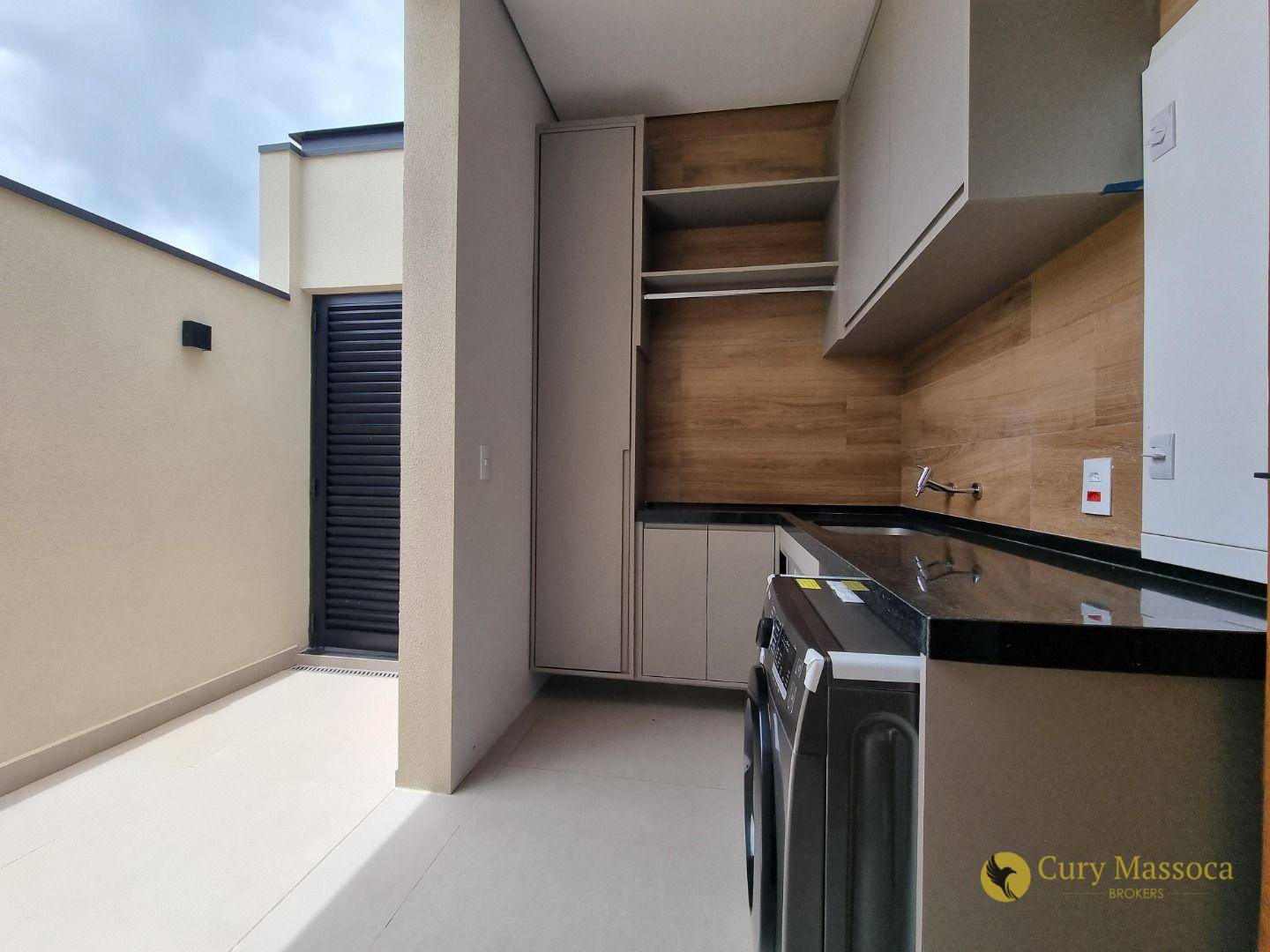 Casa de Condomínio à venda com 4 quartos, 275m² - Foto 14