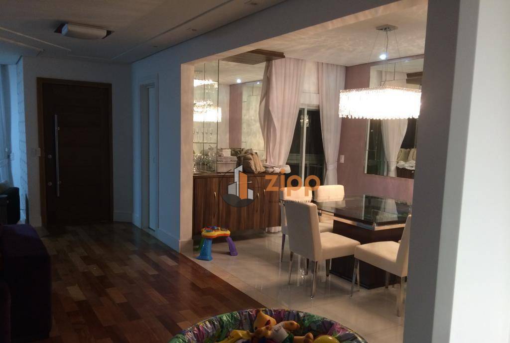 Apartamento à venda com 3 quartos, 200m² - Foto 3