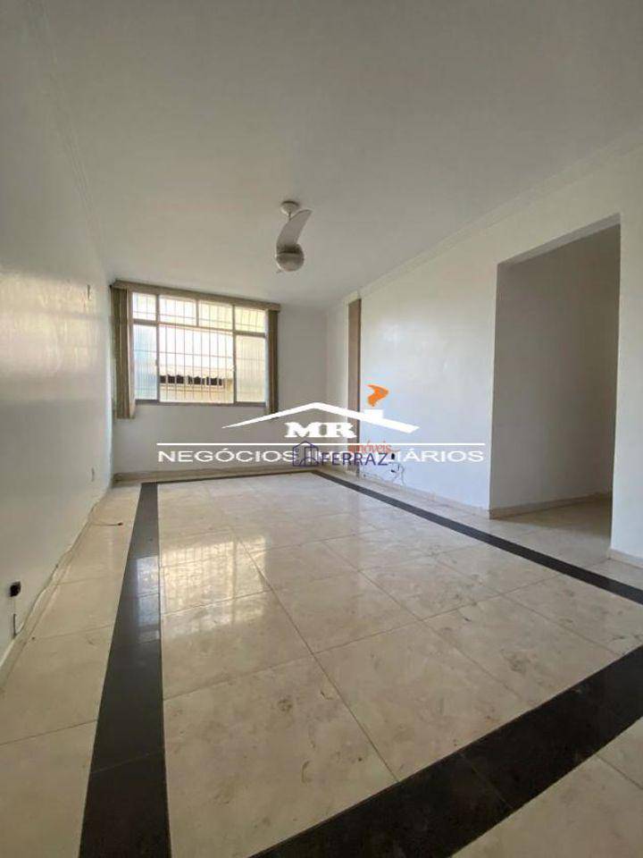 Apartamento à venda com 2 quartos, 68m² - Foto 1