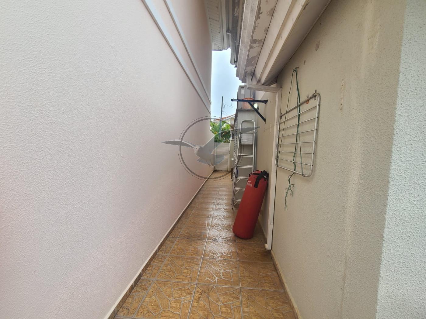 Casa de Condomínio para alugar com 3 quartos, 170m² - Foto 39