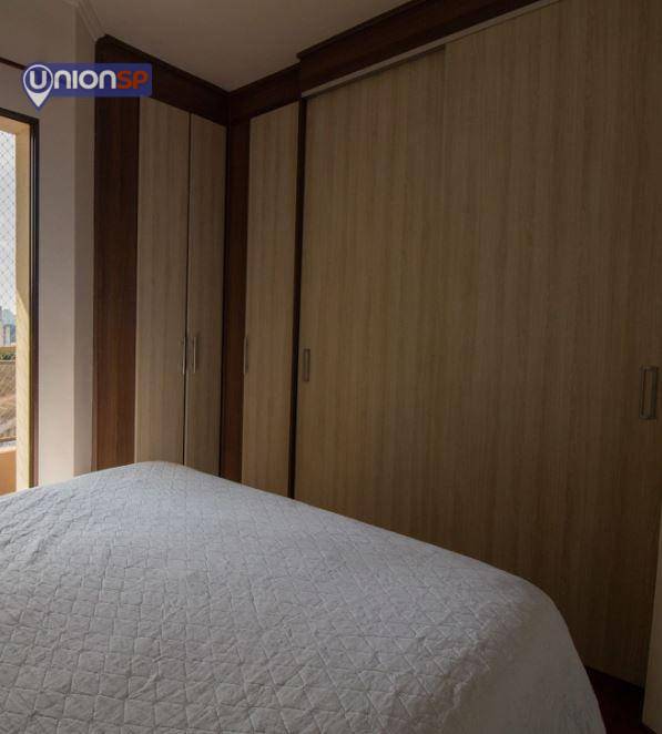 Apartamento à venda com 3 quartos, 76m² - Foto 10