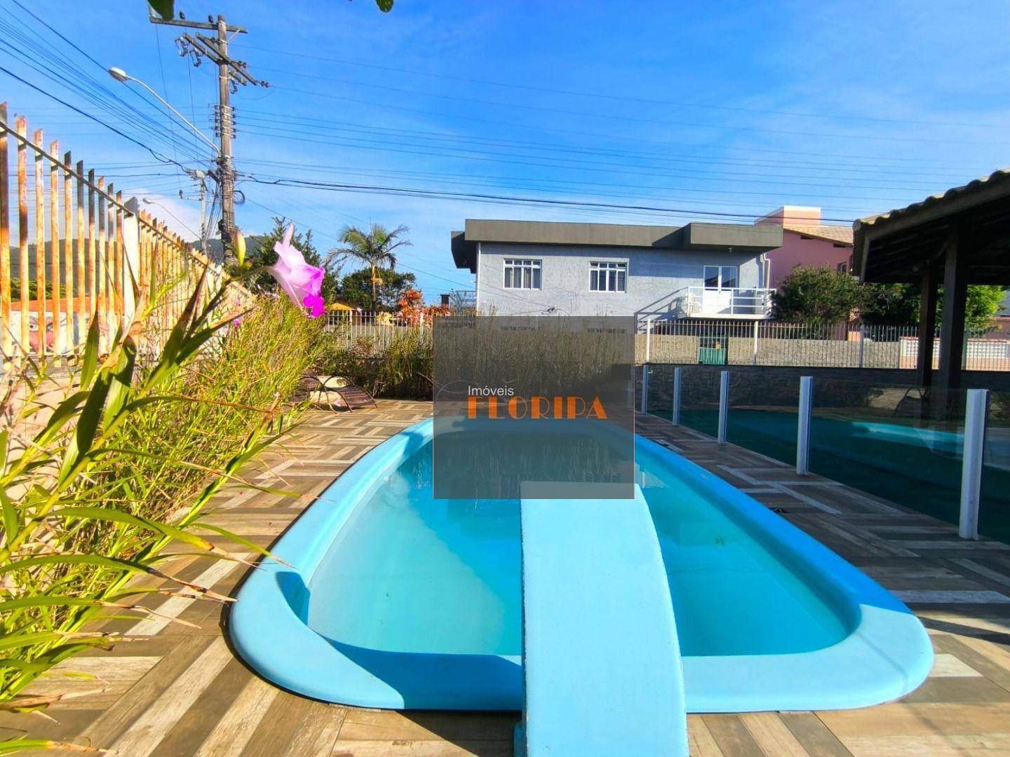Casa à venda com 4 quartos, 200m² - Foto 6