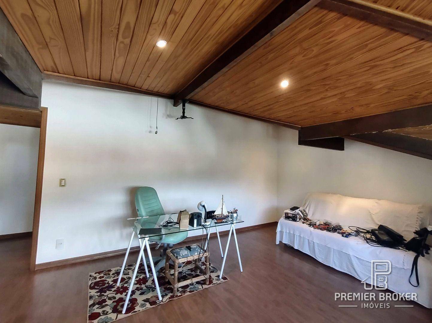 Casa de Condomínio à venda com 6 quartos, 220m² - Foto 32