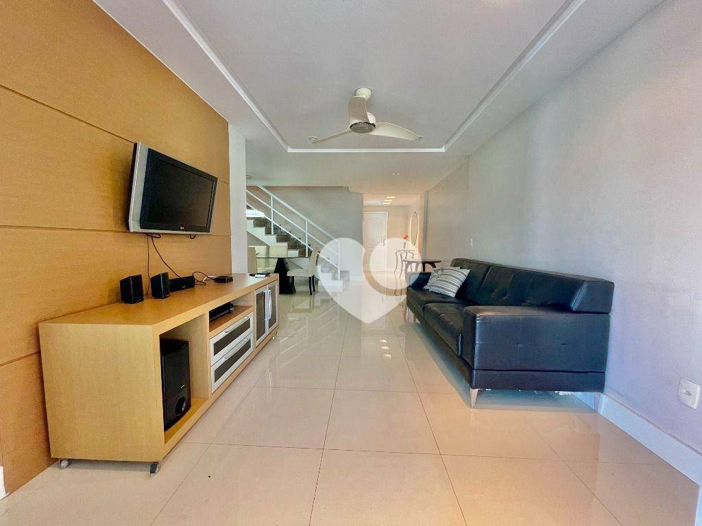 Cobertura para alugar com 4 quartos, 260m² - Foto 1