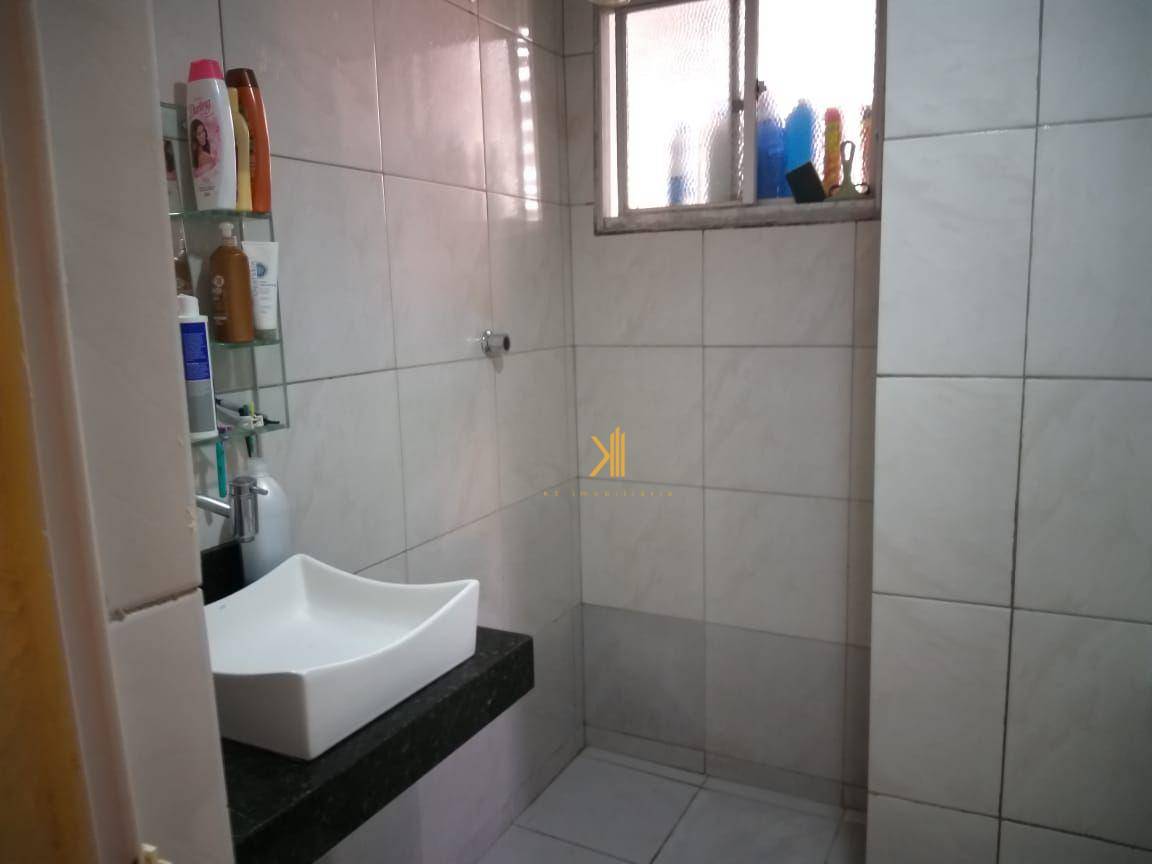 Apartamento à venda com 3 quartos, 70m² - Foto 4