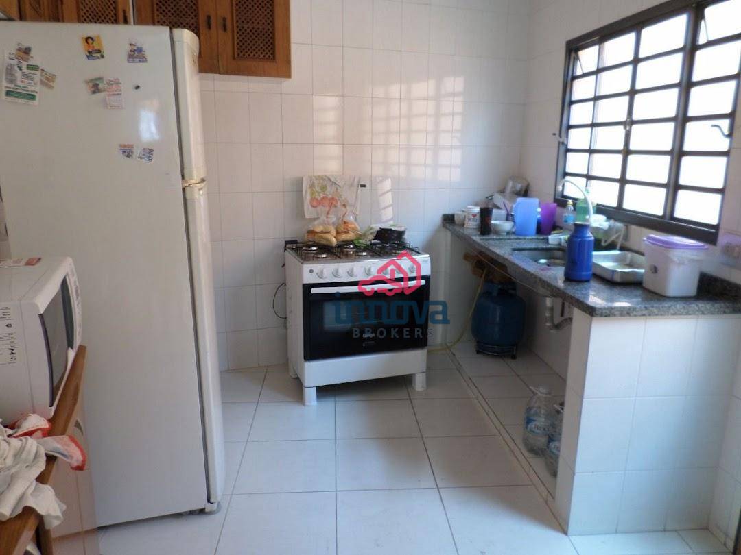 Sobrado à venda com 3 quartos, 146m² - Foto 12