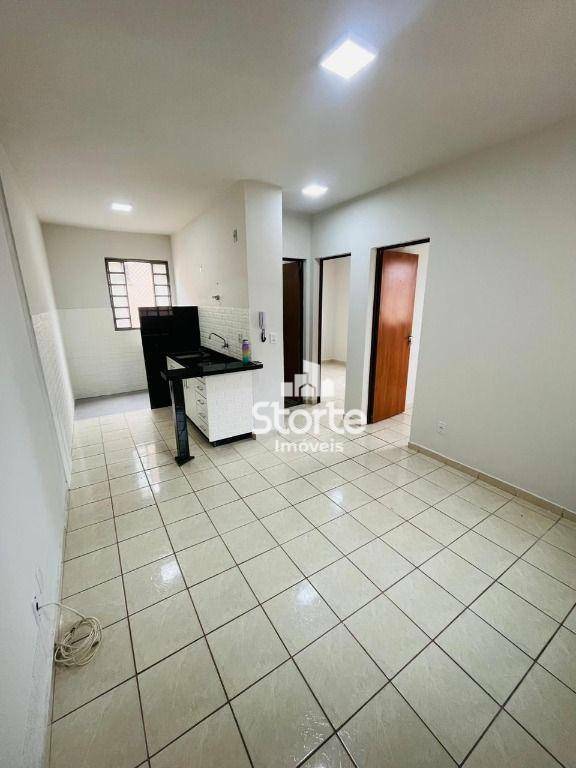 Apartamento à venda com 2 quartos, 49m² - Foto 1